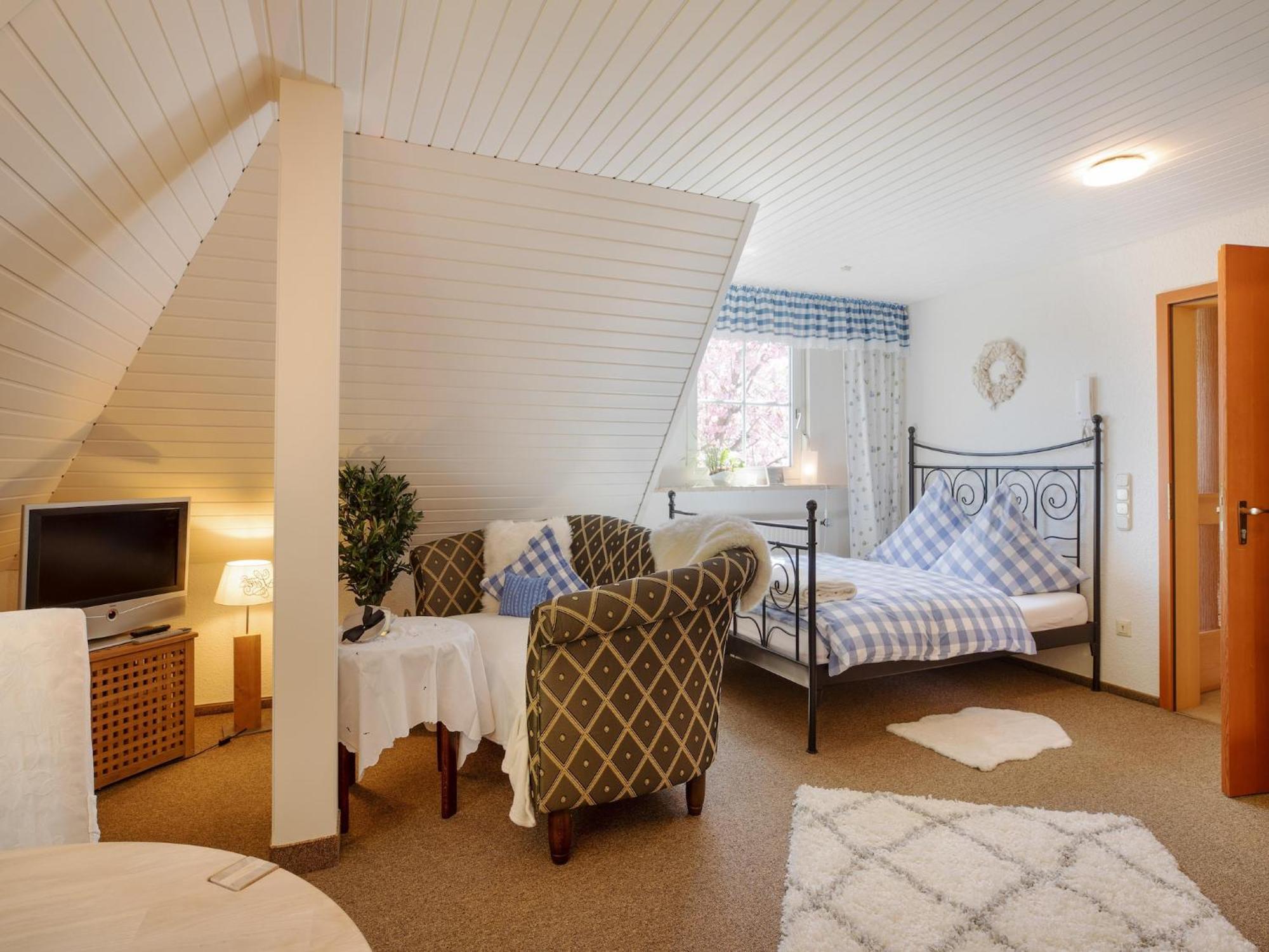 Charming Apartment In Wei Enbrunn Near Forest Weissenbrunn Bagian luar foto